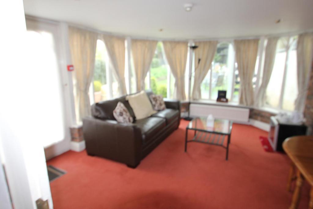 Longview Hotel Knutsford Zimmer foto